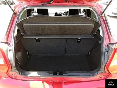 2017 Suzuki Swift - Thumbnail