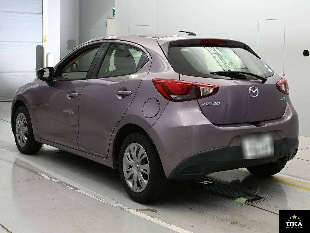 2016 Mazda Demio