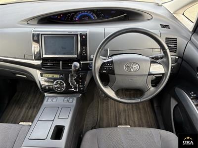 2013 Toyota Estima - Thumbnail
