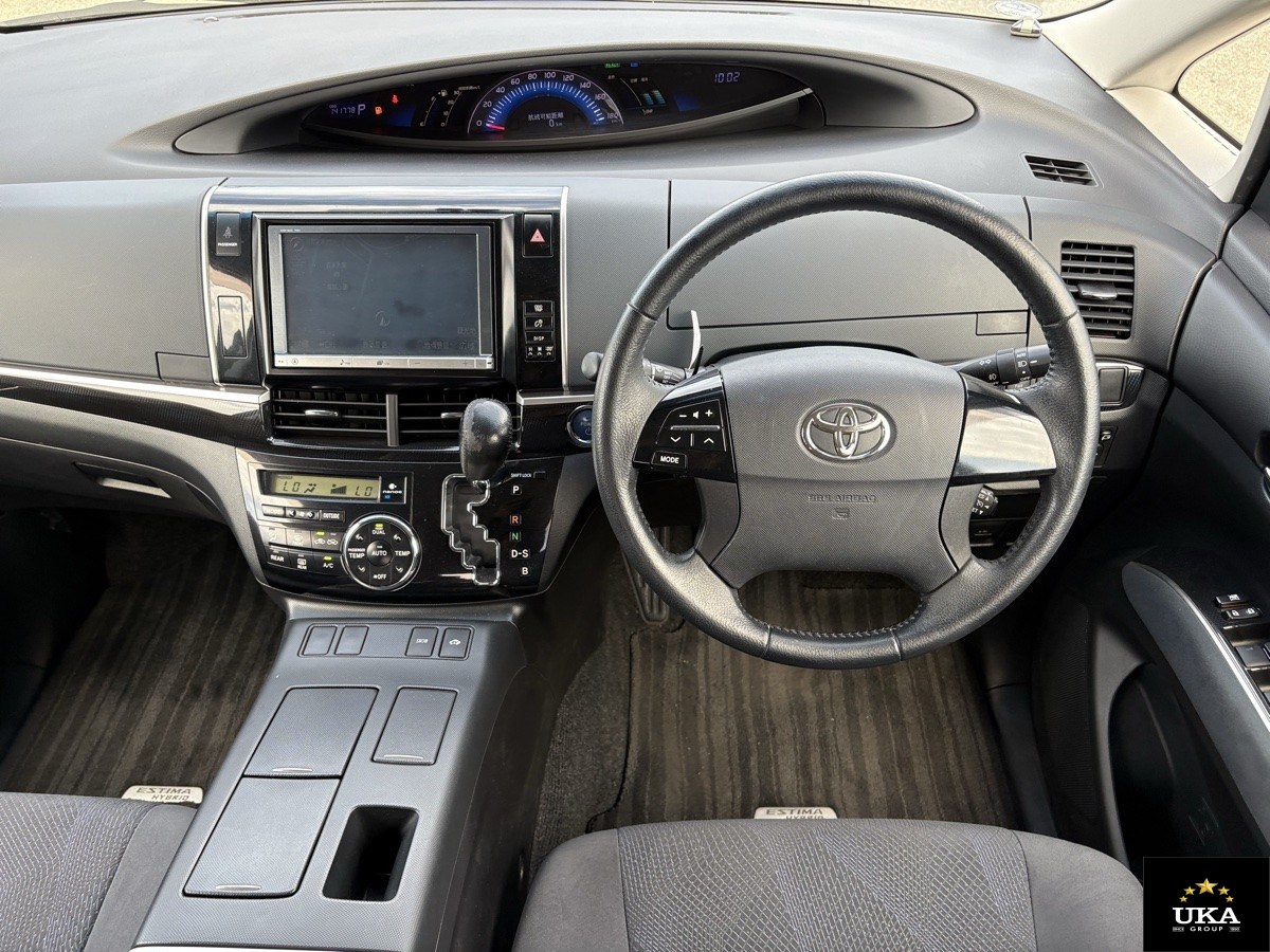 2013 Toyota Estima