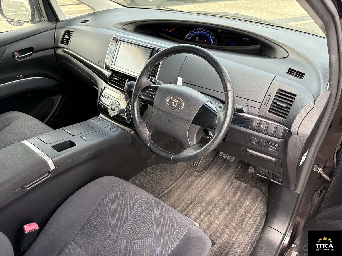 2013 Toyota Estima
