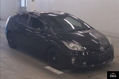 2013 Toyota Prius - Thumbnail