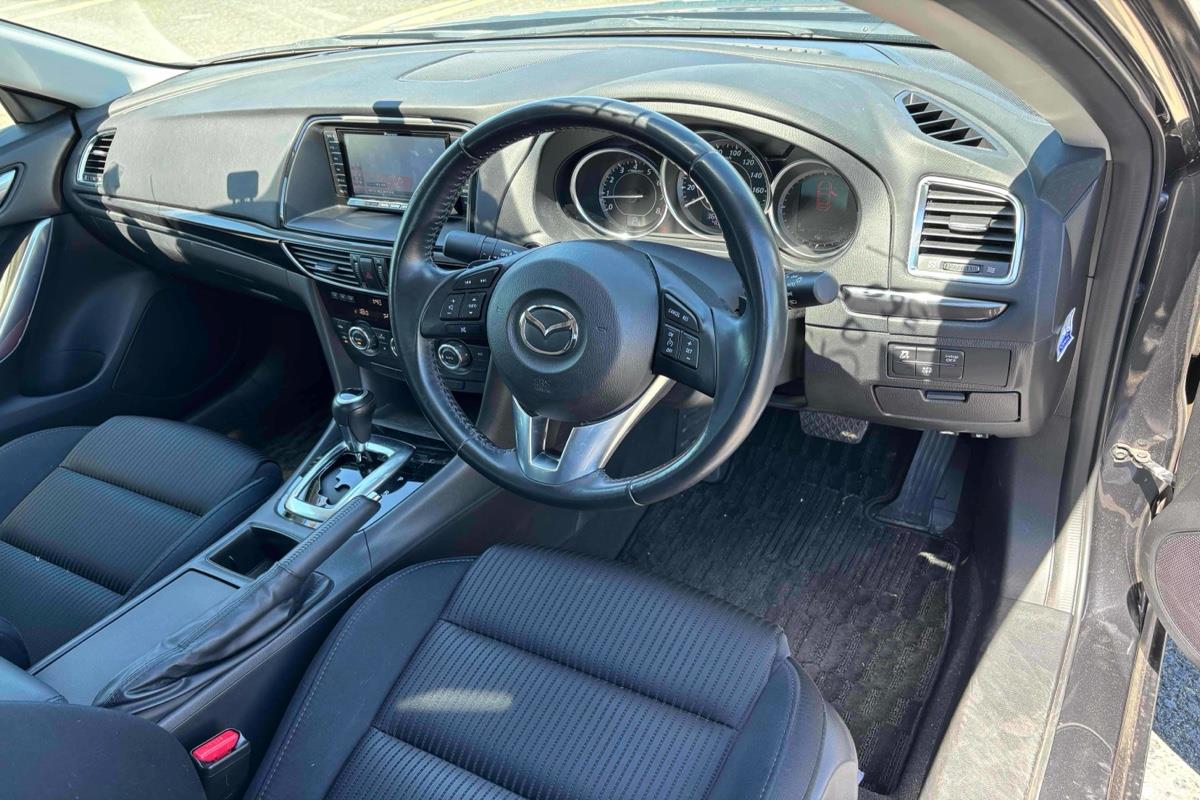 2013 Mazda Atenza