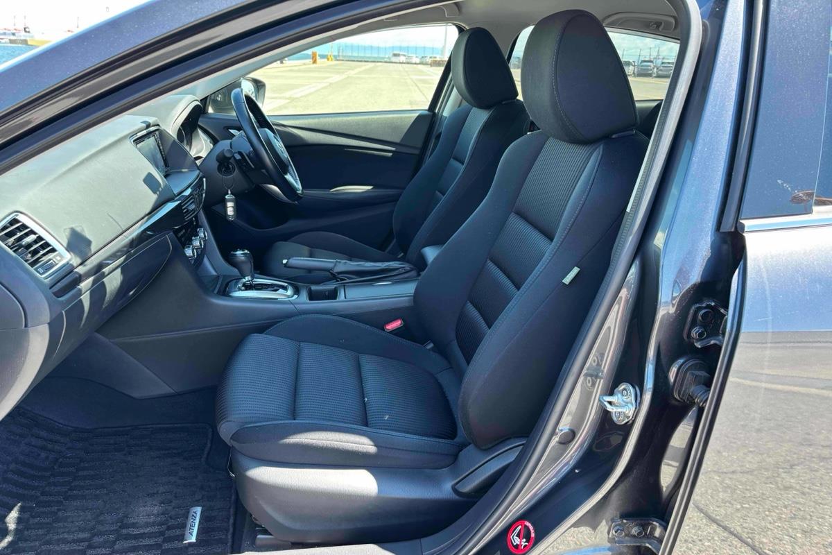 2013 Mazda Atenza