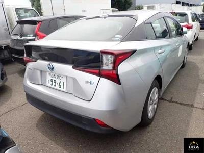 2019 Toyota Prius - Thumbnail