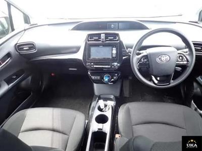 2019 Toyota Prius - Thumbnail