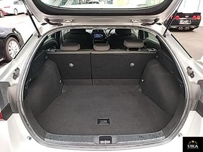 2019 Toyota Prius - Thumbnail