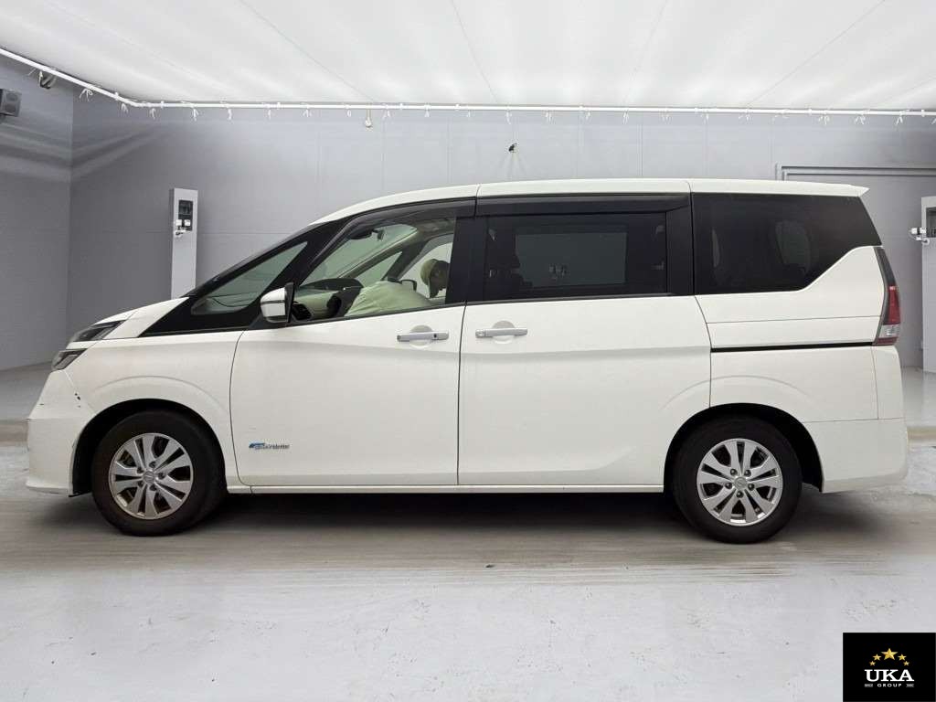2017 Nissan Serena