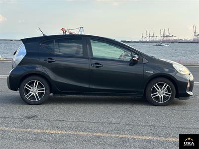 2012 Toyota Aqua - Thumbnail