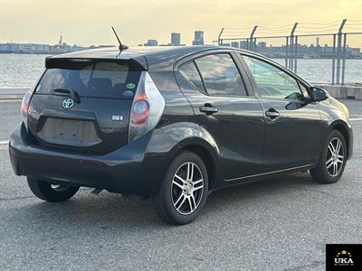 2012 Toyota Aqua - Thumbnail