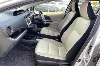 2014 Toyota Aqua - Thumbnail