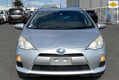 2014 Toyota Aqua - Thumbnail