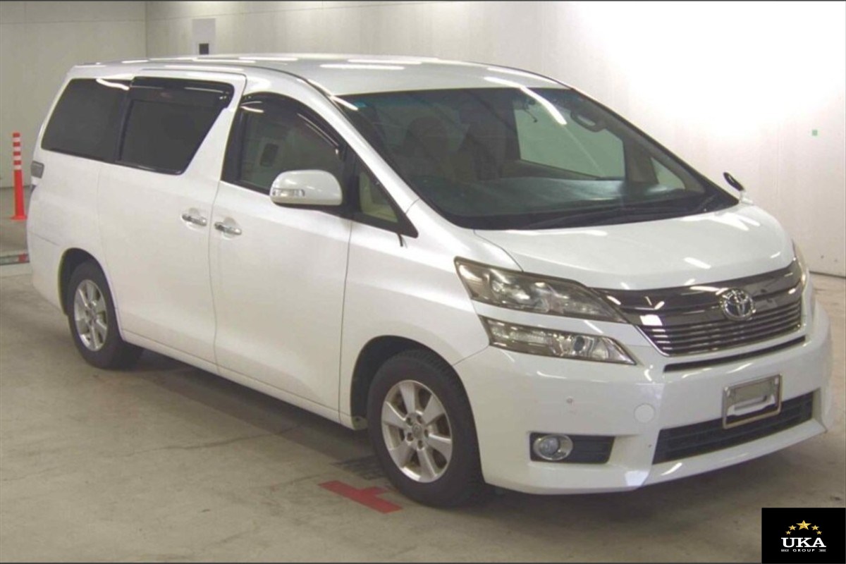 2013 Toyota Vellfire