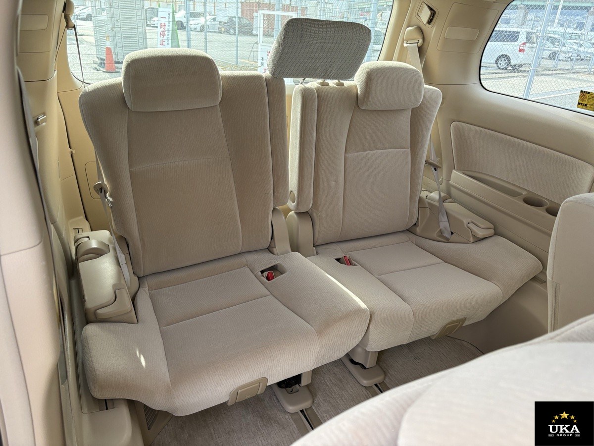 2013 Toyota Vellfire