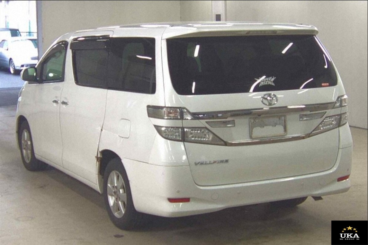 2013 Toyota Vellfire