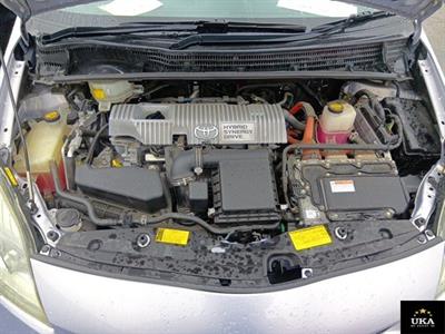 2013 Toyota Prius - Thumbnail