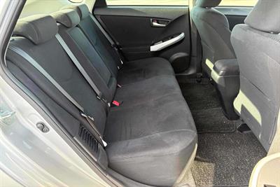 2013 Toyota Prius - Thumbnail