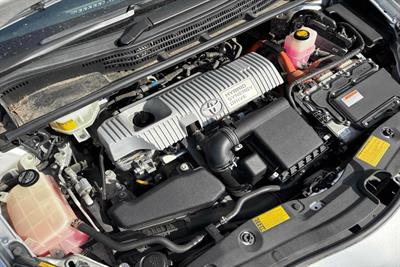 2013 Toyota Prius - Thumbnail