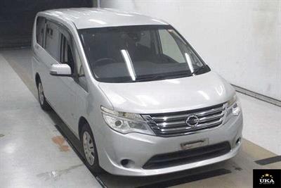 2015 Nissan Serena - Thumbnail