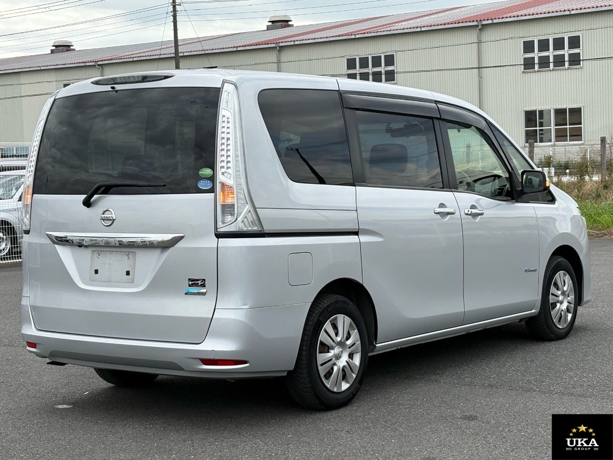 2015 Nissan Serena