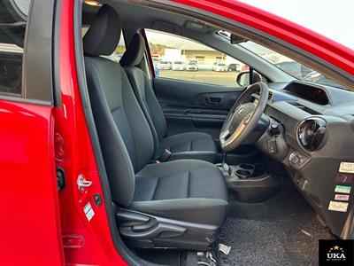 2015 Toyota Aqua - Thumbnail