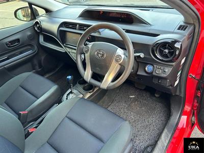 2015 Toyota Aqua - Thumbnail