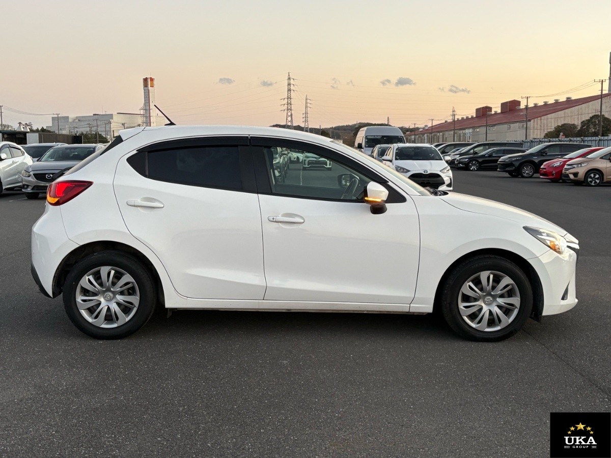 2018 Mazda Demio