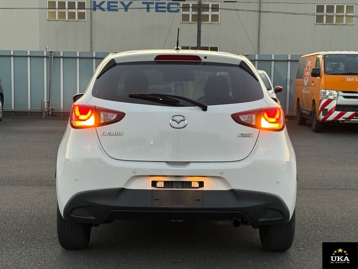2018 Mazda Demio