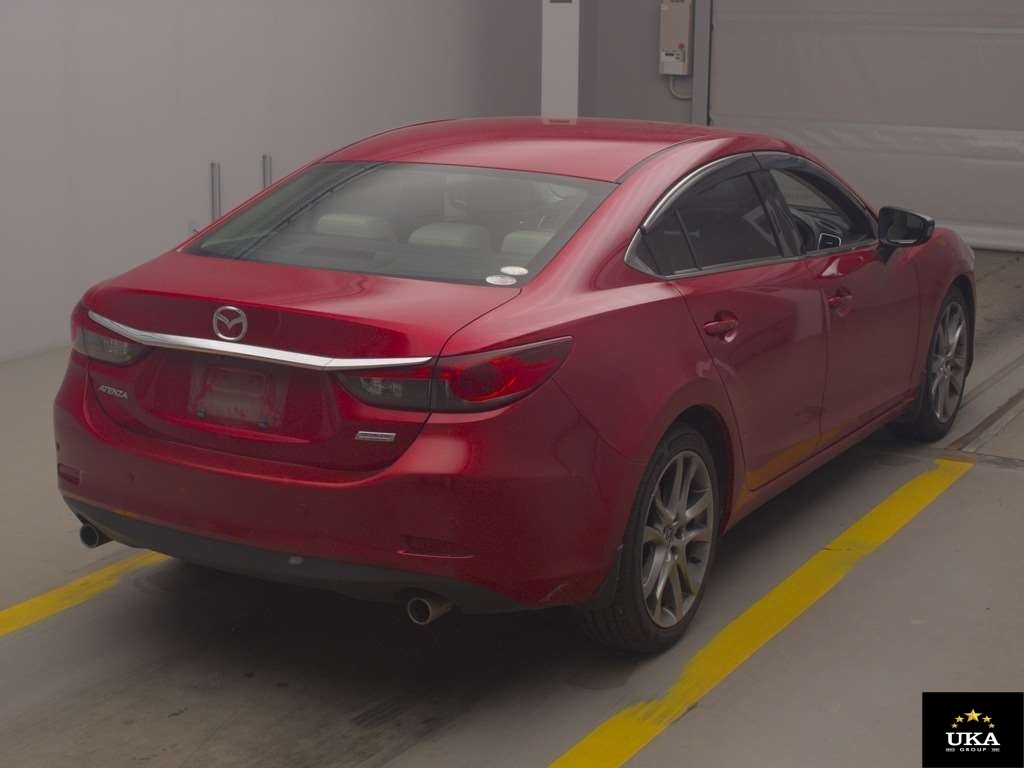 2013 Mazda Atenza