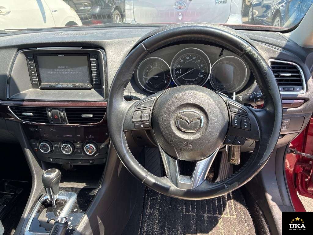 2013 Mazda Atenza