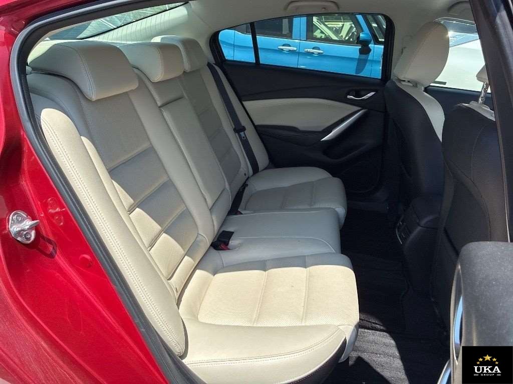 2013 Mazda Atenza