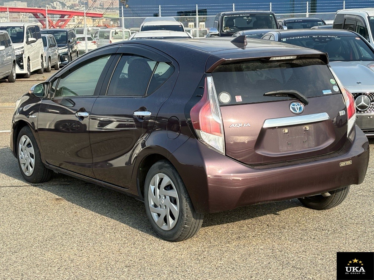 2015 Toyota Aqua