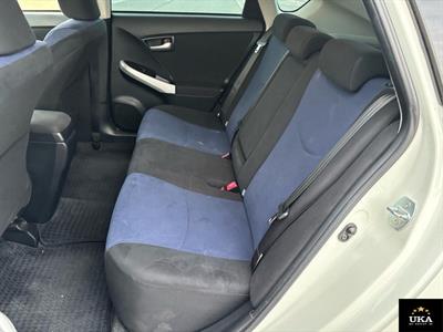 2013 Toyota Prius - Thumbnail