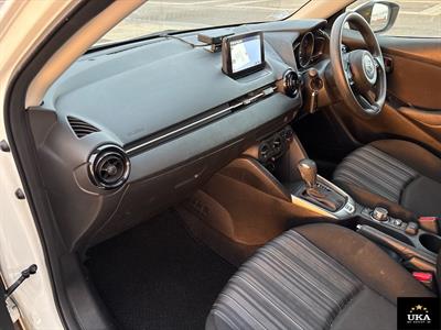 2020 Mazda 2 - Thumbnail