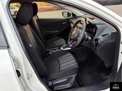 2020 Mazda 2 - Thumbnail