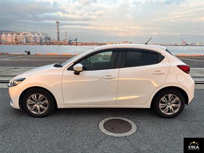 2020 Mazda 2 - Thumbnail