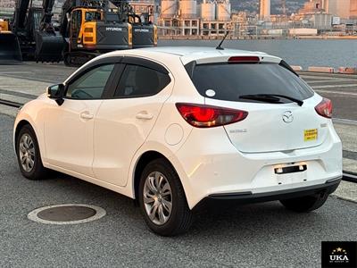 2020 Mazda 2 - Thumbnail