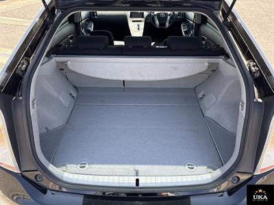 2012 Toyota Prius - Thumbnail