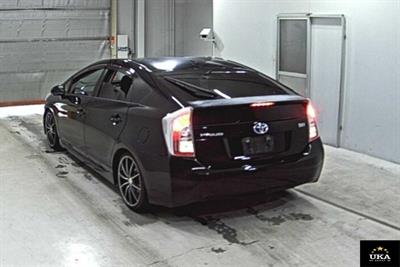 2012 Toyota Prius - Thumbnail