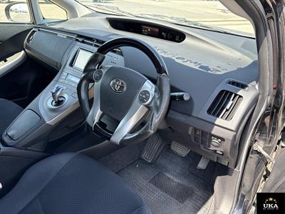 2012 Toyota Prius - Thumbnail