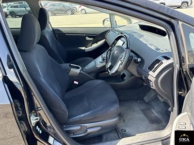 2012 Toyota Prius - Thumbnail