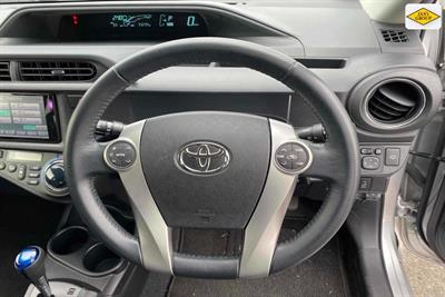 2014 Toyota Aqua - Thumbnail