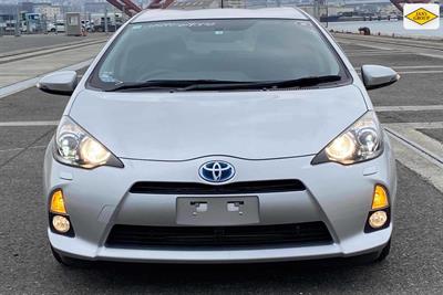 2014 Toyota Aqua - Thumbnail