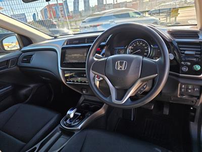 2016 Honda Grace - Thumbnail