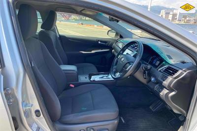 2013 Toyota Camry - Thumbnail