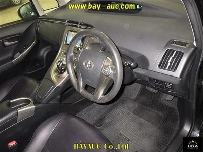 2015 Toyota Prius - Thumbnail