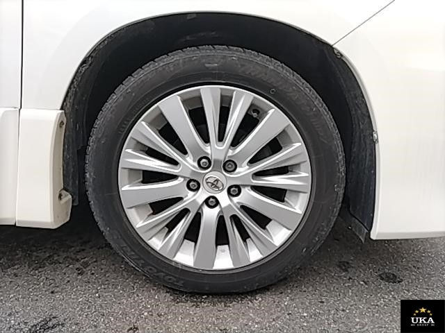 2012 Toyota Alphard