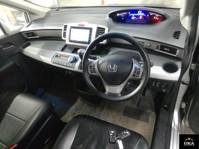 2013 Honda Freed - Thumbnail