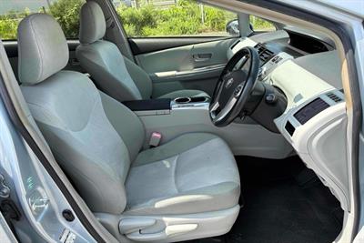 2012 Toyota Prius - Thumbnail