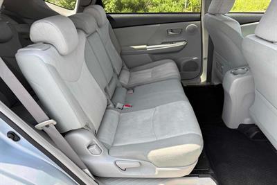 2012 Toyota Prius - Thumbnail